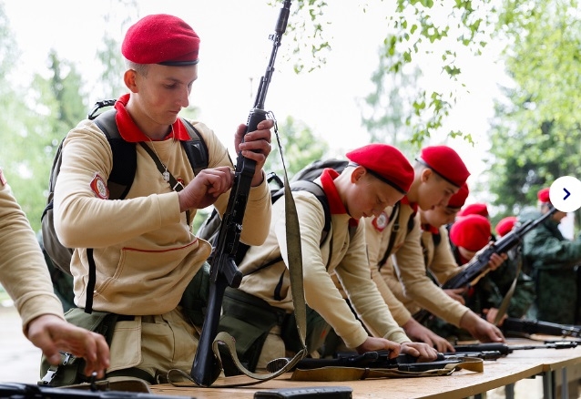 5 фактов о появившейся в Беларуси организации "пионеров Путина"