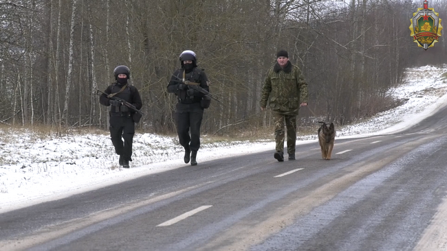 Стрелок с оружием, который покушался на жителя соседней деревни, задержан Стрелок с оружием, который покушался на жителя соседней деревни, задержан
