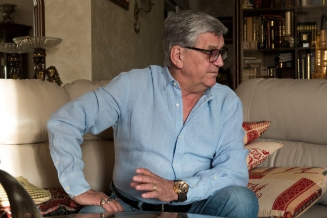 "Стер бы границу с Россией и посадил в центре Лукашенко"