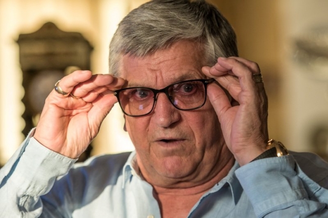 "Стер бы границу с Россией и посадил в центре Лукашенко"