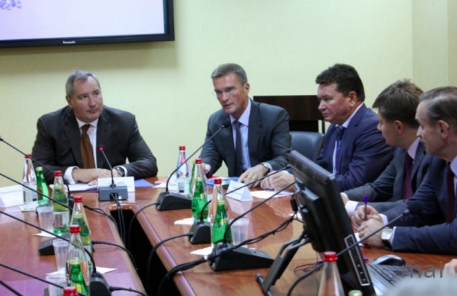 Запчасти для российских ракет поставляет девушка-визажист - скандальное расследование