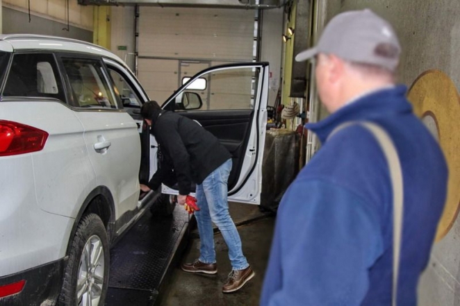 "Говорили, кузов оцинкован". Какой антикоррозийной защитой порадует Geely Atlas