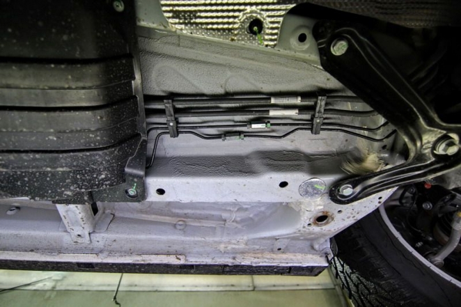 "Говорили, кузов оцинкован". Какой антикоррозийной защитой порадует Geely Atlas