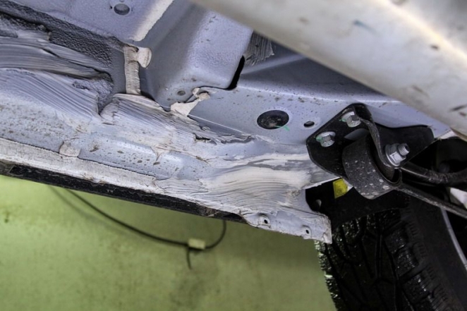 "Говорили, кузов оцинкован". Какой антикоррозийной защитой порадует Geely Atlas