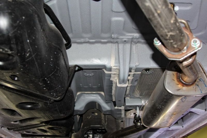 "Говорили, кузов оцинкован". Какой антикоррозийной защитой порадует Geely Atlas