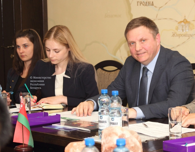 Белорусскоязычный посол, балетмейстер Купаловского театра: пять фактов о назначенных сегодня чиновниках 