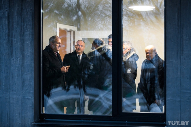 От 350 до 650 долларов за метр: правительству показали коттеджи для индустриального строительства