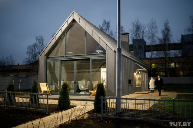 От 350 до 650 долларов за метр: правительству показали коттеджи для индустриального строительства