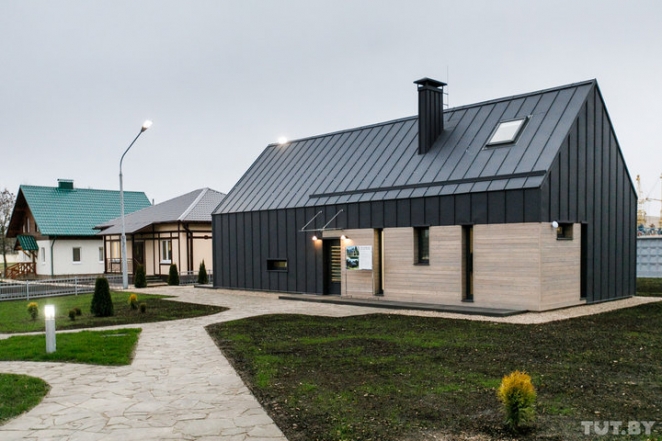 От 350 до 650 долларов за метр: правительству показали коттеджи для индустриального строительства