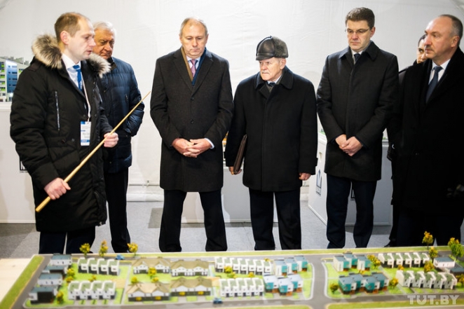 От 350 до 650 долларов за метр: правительству показали коттеджи для индустриального строительства