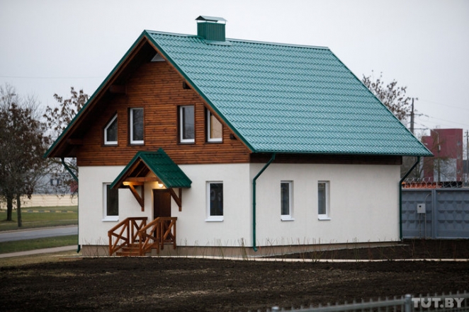 От 350 до 650 долларов за метр: правительству показали коттеджи для индустриального строительства