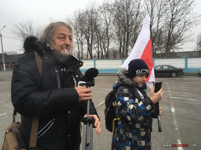 В Слуцке отмечают День Героев. Фоторепортаж