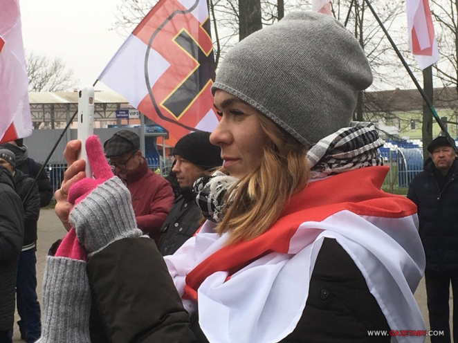 В Слуцке отмечают День Героев. Фоторепортаж