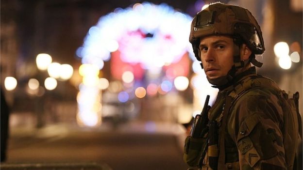 Стрельба в Страсбурге: трое погибших, 12 раненых. Нападавшего ищут