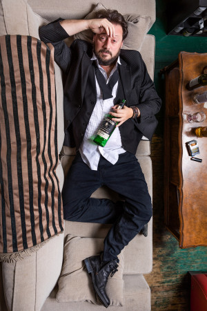 Профессор из Канады 10 лет пьянствовал без перерыва по всему миру, чтобы найти лучшее средство от похмелья