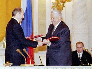 Как Лукашенко заманил Беларусь в ловушку. И себя тоже