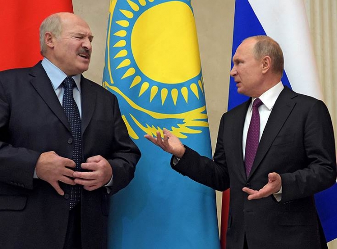 Карбалевич: "Когда Лукашенко говорил, Путину было неприятно"