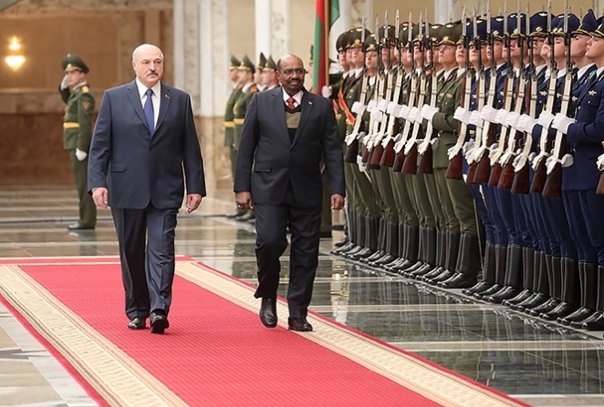 "Точно побываем в Америке". 8 просчетов Лукашенко во внешней политике за последний год