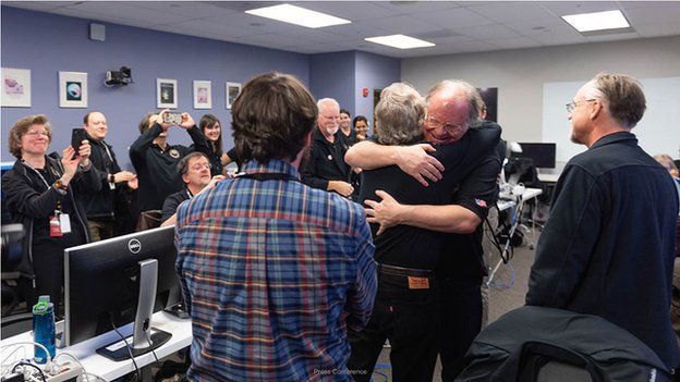 "Край света" оказался похожим на снеговика: первые фото с самых дальних окраин Солнечной системы "Край света" оказался похожим на снеговика: первые фото с самых дальних окраин Солнечной системы