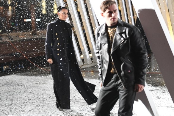 Сексуальная Навка побила разведенного Петросяна Сексуальная Навка побила разведенного Петросяна