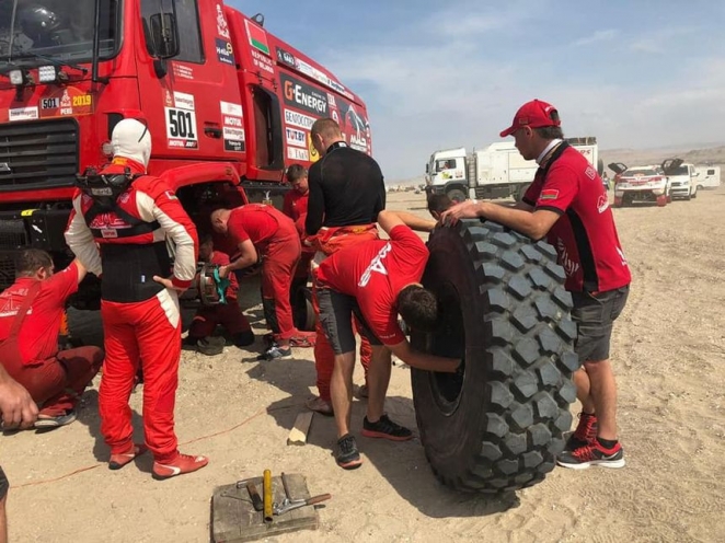 Черная полоса у экипажа Вязовича продолжается: опоздали на старт СУ3 из-за новой поломки