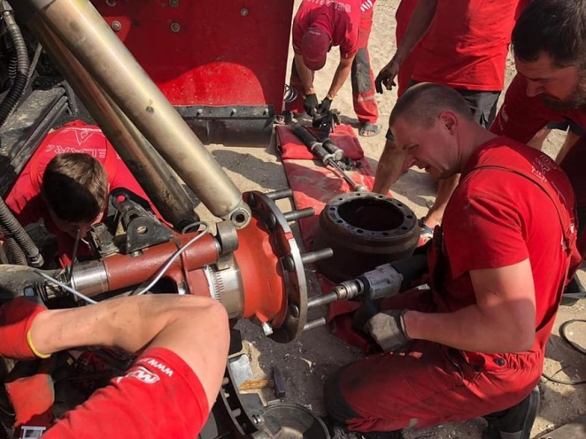 Черная полоса у экипажа Вязовича продолжается: опоздали на старт СУ3 из-за новой поломки