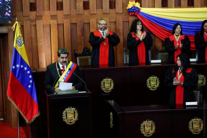 Мадуро вступил в должность президента Венесуэлы до 2025 года 