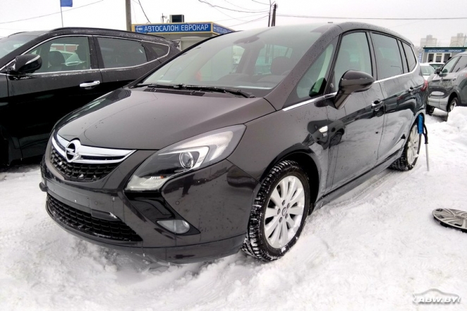 Продавец с рынка в Малиновке: Закрыть Россию – и все пойдет