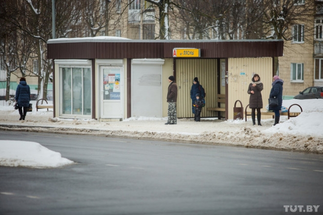 Магазины на остановках стали вне закона, их приказали убрать
