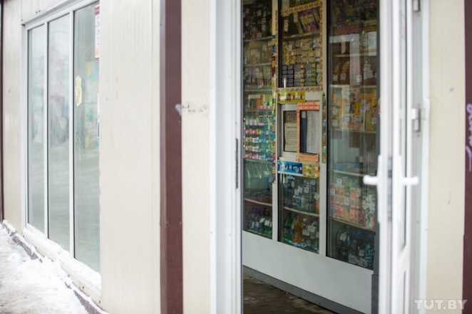 Магазины на остановках стали вне закона, их приказали убрать