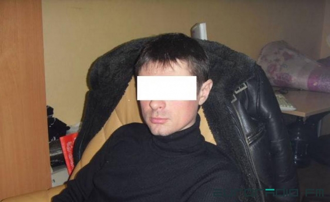 На строительстве метро рабочий упал в котлован, в метрострое этого не признают