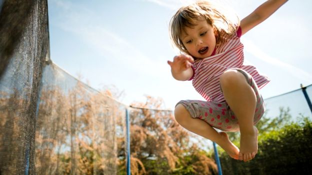 Каким спортом в каком возрасте лучше всего заниматься?