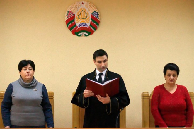 В Витебске суд вынес приговоры банде насильников и убийц. Сроки - до 22 лет строгого режима