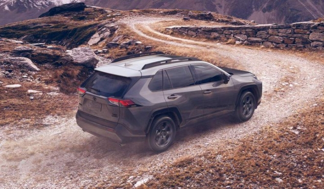 Toyota RAV4 обзавелась экстремальной модификацией TRD Off-Road