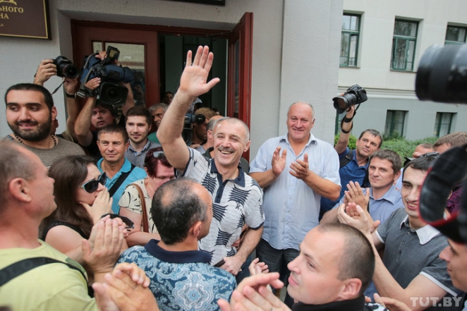 В суде за долю в "Трайпле" появился не оригинал договора, но новый иск 