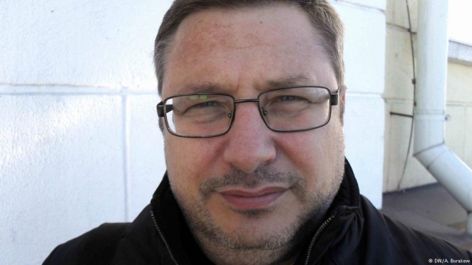 Как в Беларуси чиновники и следователи отфутболивают журналистов