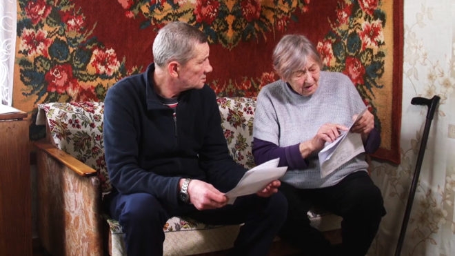 Участковый закрыл в багажнике жителя деревни за то, что у него не было фликера