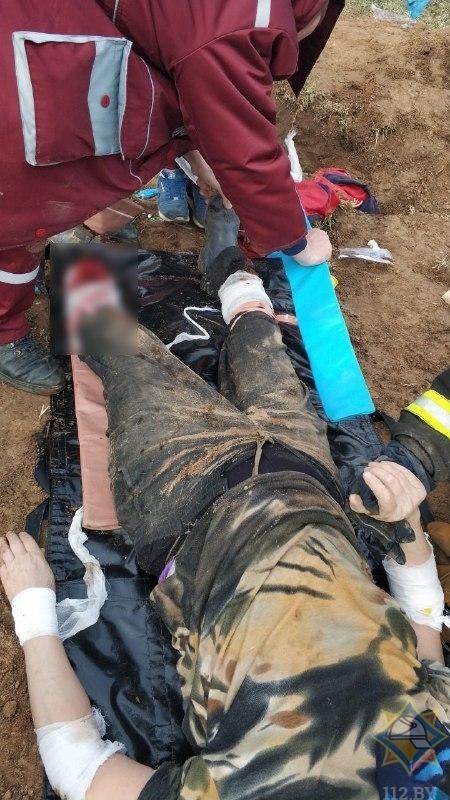 В Минском районе на женщину упал железобетонный столб