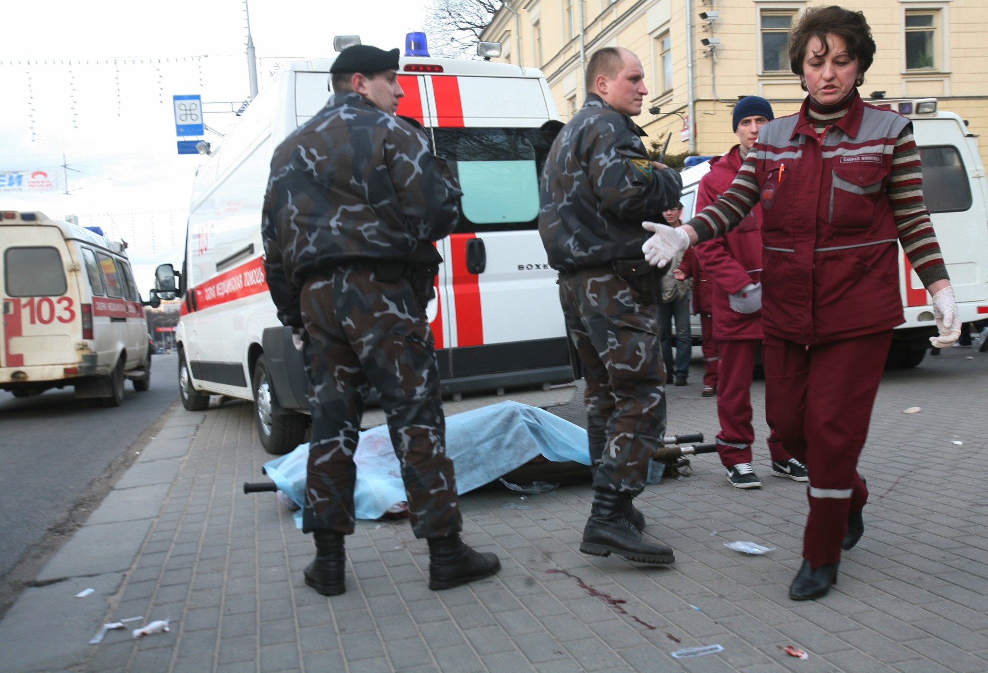 Метро 11 апреля. Взрывы в метро 11 апреля 2011. Взрыв в Минском метро 2011. 11 Апреля 2011 метро теракт.