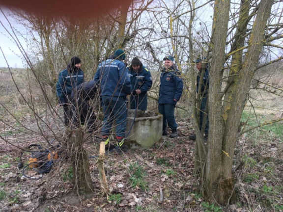 "Мы все шокированы". Версии исчезновения 2-летнего мальчика на Брестчине, которого ищут уже два дня