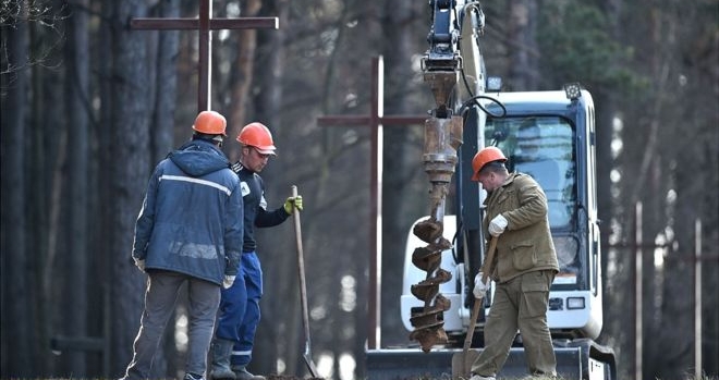 Belarus demolishes crosses at Soviet-era execution site