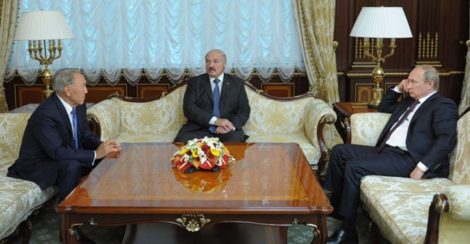 Nazarbaev Presents Nazarbaev Medals To Putin, Lukashenka, Jeenbekov In Nur-Sultan