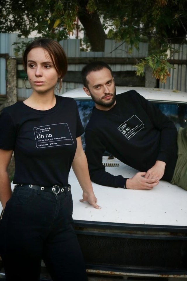 Майки с принтом-ответом Маска о подарке Лукашенко