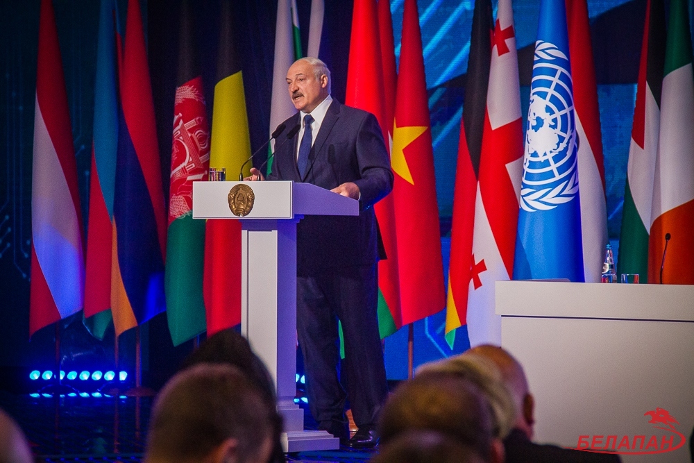 Lukashenka warns of possible new world war