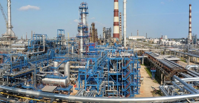Belarus considers oil shipments via Ukrainian and Baltic ports