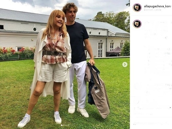 Мини-шорты Пугачевой вызвали переполох в Instagram