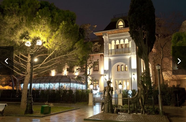 Ротару внезапно закрыла гостиницу в Крыму: отвернулись все поклонники