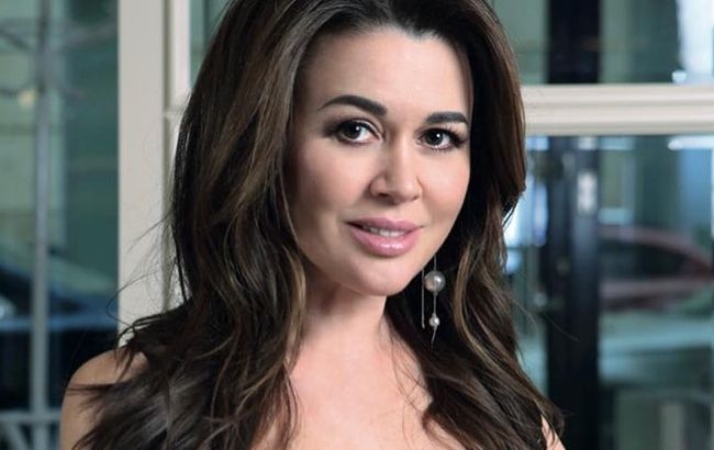 Страшное наказание: Заворотнюк перед Новым годом сделала признание о любви