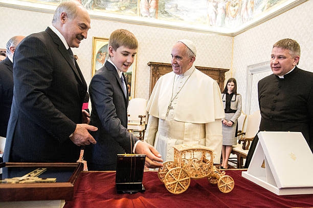 Николай Лукашенко — сын президента Беларуси, друг Владимира Путина и талантливый музыкант