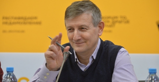 Экономист: "Параллели с 1991 годом вполне уместны. Белорусам нужно готовиться к новой жизни"